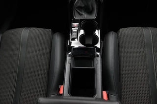 Peugeot 208 Peugeot 208 1.2 PureTech GT-Line*ACC*PANO*CARPLAY*ECC*LED* - afbeelding nr 41