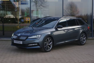 Škoda Superb Combi 1.4 TSI iV 218 PK Sportline BNS PHEV, Trekhaak, Panoramadak, 4 x Stoelverwarming, 360 Camera