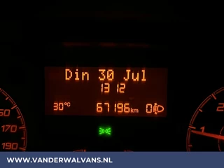 Peugeot Boxer Peugeot Boxer 2.2 BlueHDi 140pk L2H2 Euro6 Airco | Camera | Navigatie | 2500kg Trekhaak Cruisecontrol, Parkeersensoren, Bijrijdersbank - afbeelding nr 19