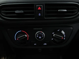 Hyundai i10 Hyundai i10 1.0 Comfort Smart | All season | Navigatie | Stoelverwarming | C - afbeelding nr 38