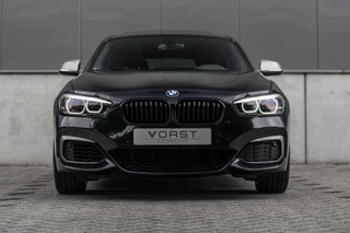 BMW 1 Serie BMW 1-serie M140i xDrive Harman Kardon Dak Leer - afbeelding nr 2