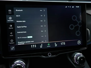 Lynk & Co 01 Lynk & Co 01 1.5 PHEV 261 PK | Panoramadak | 360 graden camera | Cruise contr - afbeelding nr 39