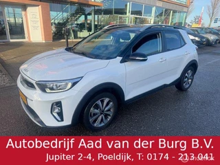 Kia Stonic 1.0 T-GDI DynamicPlusLine Trekhaak afneembaar , 16 inch velgen & banden , Navigatie , Bluetooth Priveglas , Electr. inklapbare spiegels , Parkeerhulp achter , Two Tone - Wit/Zwart dak