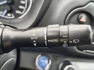 Toyota Yaris Toyota Yaris 1.5 Hybrid SkyBlue Edition | Trekhaak | Keyless Entry & Start | - afbeelding nr 13