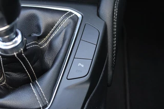 Ford Focus Ford Focus Wagon 2.3 EcoBoost ST-3 | Panoramadak |  Adaptive cruise control | Winter Pack | Camera | Trekhaak | Elektrische achterklep - afbeelding nr 31