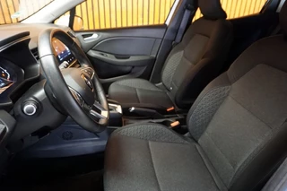 Renault Clio Renault Clio 1.6 E-TECH HYBRID BUSINESS ZEN AUTOMAAT - afbeelding nr 12