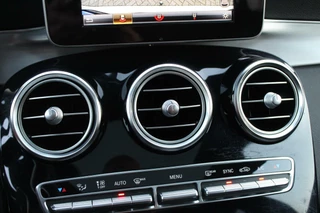 Mercedes-Benz GLC Mercedes GLC-klasse 250 4MATIC AMG/Night/Pano/20inch/Trekhaak - afbeelding nr 19
