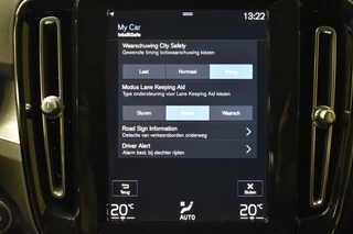 Volvo XC40 Volvo XC40 T2 129pk Aut. Momentum | Navigation Tech - afbeelding nr 35