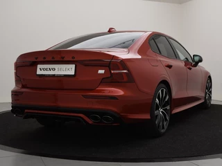 Volvo S60 Volvo S60 T6 PLUG-IN HYBRID LONG RANGE PLUS DARK HEICO BODYKIT SCHUIFDAK 2 - afbeelding nr 4