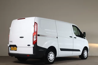 Ford Transit Custom Ford Transit Custom 270 2.2 TDCI L1H1 Trend - NL- Auto!! Parkeersensoren V + A I Voorruitverw I Navi - afbeelding nr 2