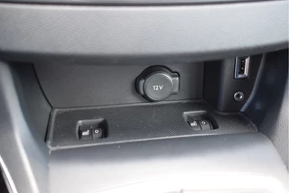 Peugeot 308 | NL-Auto | 1e eigenaar | Denon Audio - afbeelding nr 38