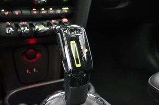 MINI Electric MINI Electric Mini Yours 33 kWh - Panorama, Leer, Carplay, Stoelverw. SOH 95% - afbeelding nr 24