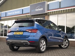 SEAT Arona SEAT Arona 1.0 EcoTSI 116pk FR DSG | Full LED | Keyless | ParkAssist + Camera | App-Connect | Armsteun vóór | Black Pack | Wireless Charge - afbeelding nr 2