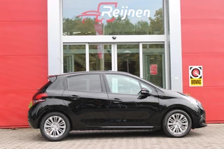 Peugeot 208 Peugeot 208 1.2 110PK AUTOMAAT SIGNATURE | NAVIGATIE | APPLE CARPLAY/ANDROID AUTO | PARKEERSENSOREN | DAB+ RADIO | LICHTMETALEN VELGEN | GETINTE RUITEN | CLIMATE CONTROL | CRUISE CONTROL | - afbeelding nr 13