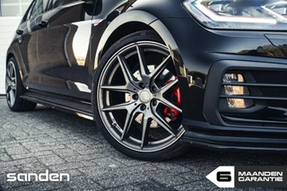Volkswagen Golf Volkswagen Golf 2.0 TSI GTI|PANO|Honeycomb bekl.|Keyless|Dyn - afbeelding nr 17