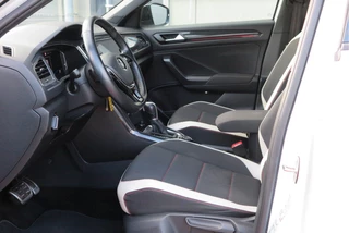 Volkswagen T-Roc Volkswagen T-Roc 2.0 TSI 190pk DSG 4Motion Sport , Virtual cockpit , Led verlichting, Trekhaak (afneembaar), Navigatie, Stoelverwarming,Achteruitrijcamera etc. Nieuwe APK - afbeelding nr 20