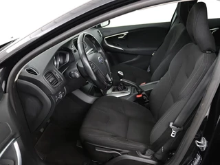 Volvo V40 Volvo V40 1.6 T2 Momentum | Stoelverwarming | Trekhaak |  Xenon | Climate control | Cruise control | Parkeerhulp | Bluetooth - afbeelding nr 4
