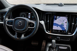 Volvo S60 Volvo S60 2.0 T8 AWD Polestar Engineered /PANODAK/B&W/MEMORY/HUD/360 CAMERA/TREKHAAK! - afbeelding nr 11