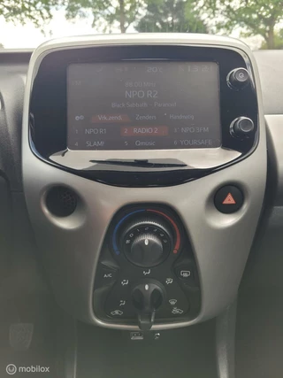 Toyota Aygo Toyota Aygo 1.0 VVT-i x Airco, lm, achteruitrijcamera. - afbeelding nr 12