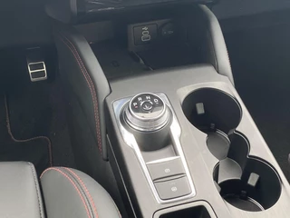 Ford Kuga Ford Kuga 2.5 PHEV ST-Line X 243pk | Driver Assistance pack | Panoramadak | 20 inch Licht metaal | Winterpack | Technology Pack | 2.100kg Trekgewicht | Verlengde Fabrieksgarantie tot 09-2028 - afbeelding nr 24