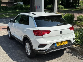 Volkswagen T-Roc Volkswagen T-Roc 1.0 TSI Style Airco/Lichtmetalen velgen/Navi/Apple Carplay - afbeelding nr 41