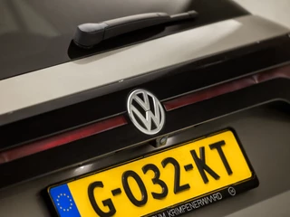 Volkswagen T-Cross Automaat (VIRTUAL COCKPIT, APPLE CARPLAY, GROOT NAVI, CLIMATE, LED KOPLAMPEN, SPORTSTOELEN, CAMERA, GETINT GLAS, KEYLESS, NIEUWSTAAT) - afbeelding nr 32