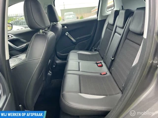 Peugeot 2008 Peugeot 2008 1.2 PureTech Allure | Lage km-stand | Zeer net - afbeelding nr 10