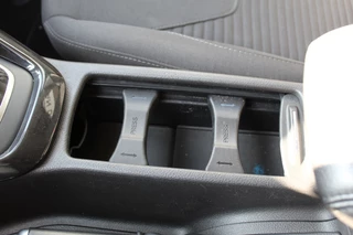 Ford Focus Climate control , Navigatie , Cruise control , LED dagrijverlichting Parkeersensoren V+A , Voorruitverwarming - afbeelding nr 22