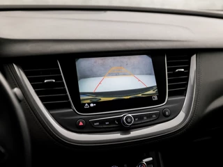 Opel Grandland X Automaat (APPLE CARPLAY, GROOT NAVI, CLIMATE, CAMERA, LEDER, LED KOPLAMPEN, SPORTSTOELEN, KEYLESS, CRUISE, NIEUWE APK, NIEUWSTAAT) - afbeelding nr 22