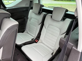 Renault Espace Renault Espace 1.8 TCe 225pk Executive 7persoons Full-Option - afbeelding nr 13