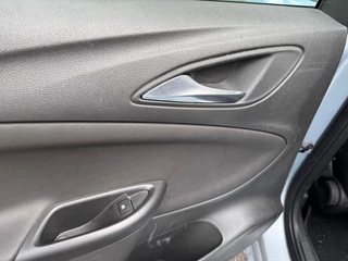 Opel Astra Opel Astra Sports Tourer 1.4 Innovation Alu wielen/Airco-Ecc/Navigatie - afbeelding nr 32