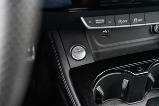 Audi A4 Audi A4 Avant 35 TFSI S-Line Pano / Camera / Trekhaak - afbeelding nr 18