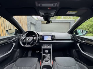 Škoda Karoq Skoda Karoq 1.5 TSI Sportline Automaat | Panoramadak | LED | Stoelverwarming | Adaptieve cruise control | Dode hoek detectie | Trekhaak uitklapbaar | Canton HiFi | Elektrisch bedienbare achterklep | Parkeersensoren voor en achter | Achteruitrijcamera - afbeelding nr 3