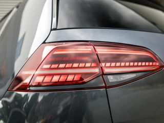 Volkswagen Golf Volkswagen Golf 2.0 TSI GTI Performance Pano Keyless Virtual Trekhaak - afbeelding nr 14