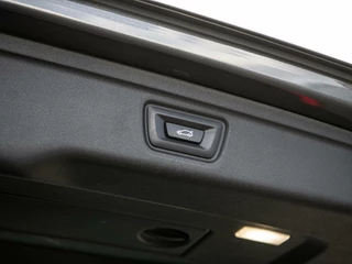 BMW 3 Serie BMW 3-serie Touring 320d 191PK Aut M-Sport Panoramadak Leder HUD Origineel NL - afbeelding nr 30