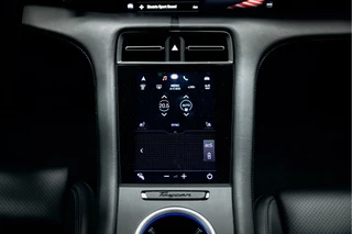 Porsche Taycan Porsche Taycan Performance 84 kWh Goed uitgevoerde Taycan met lage km stand NL geleverd - afbeelding nr 18