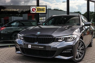 BMW 3 Serie BMW 3-serie Touring 330e - M-SPORT - CARPLAY - SFEERVERLICHTING - afbeelding nr 1