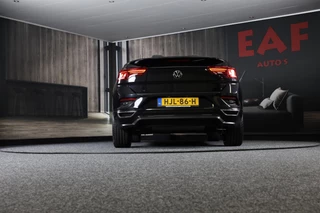 Volkswagen T-Roc Volkswagen T-Roc Cabrio 1.5 TSI R-Line / AUT / Acc / Digital Cockpit / Lane Assist / Dode Hoek / Leder / Camera / Navi / 20 Inch - afbeelding nr 37