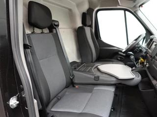 Renault Master Renault Master T35 2.3 dCi 150PK L2H2 Energy Work Edition Airco| Cruise Control| Camera| Navi| PDCA| Trekhaak| - afbeelding nr 10