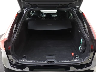 Volvo V90 Volvo V90 B5 Plus Dark | Dodehoekdetectie | Nappa Leer | - afbeelding nr 34