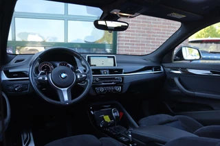 BMW X2 BMW X2 sDrive20i 192PK M-pakket High Executive Edition Huh|Panodak|Navi|Sfeer verl.|Led|E. Klep|Pdc|Lmv|Iso-fix|Lane assist - afbeelding nr 10