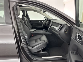 Volvo XC60 Volvo XC60 2.0 T6 Plug-in Hybrid AWD Inscription Expression (INCL-BTW)  AUT. *PANO | LUXURY-LEATHER | FULL-LED | HEATED-SPORTSEATS | NAVI-FULLMAP | CAMERA | PDC | ADAPT.CRUISE | CARPLAY | DIGI-COCKPIT | BLIS | SIPS | KEYLESS | 18