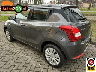 Suzuki Swift Suzuki Swift 1.2 AllGrip Stijl I Navi I leder I camera I AppleCarplay I lm velgen I - afbeelding nr 3