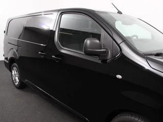 Opel Vivaro Opel Vivaro 1.5 Diesel 120PK L3 BPM VRIJ! Apple Carplay /  Android Auto Parkeersensoren V+A Trekhaak Camera Navigatie Cruise Control LED koplampen houten afwerking laadruimte - afbeelding nr 32