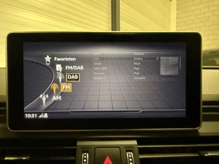 Audi Q5 Audi Q5 55 TFSI e quattro Competition 367PK S-Line PANO/LUCHTVERING/TREKHAAK/360CAMERA/MASSAGE/KEYLESS/MATRIX/VIRTUAL/CARPLAY/SFEER/19