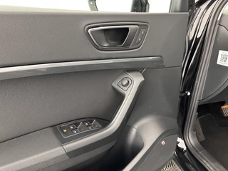 SEAT Ateca Aut. *DIGI-COCKPIT | FULL-LED | BLIS | ADAPTIVE-CRUISE | BEATS-AUDIO | CAMERA | KEYLESS | NAVI-FULLMAP | MICROFIBRE | SPORT-SEATS | DAB+ | 18''ALU | TOWBAR | ECC | PDC* - afbeelding nr 24