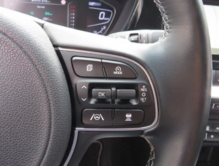 Kia Niro Kia Niro 1.6 GDi PHEV NAVI / CAMERA / ADAP. CRUISE / AFN. TREKHAAK - afbeelding nr 19