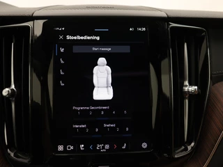 Volvo XC60 Volvo XC60 T6 PLUG-IN HYBRID LONG RANGE ULTRA DARK 22INCH SCHUIFDAK TREKHAA - afbeelding nr 18