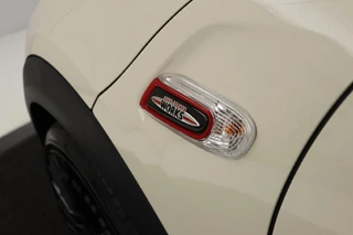 MINI One Mini One 1.2 One | Automaat | Navigatie | PDC |  Cruise control | Airco | Bluetooth - afbeelding nr 21