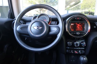 MINI Cooper MINI Cooper 1.5 COOPER, Stoelverwarming, Airco, etc. - afbeelding nr 20